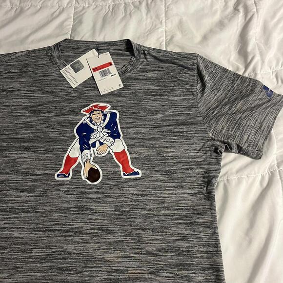 Nike Other - New Nike New England Patriots Throwback 1960s Heathered NFL T-Shirt Men’s Medium